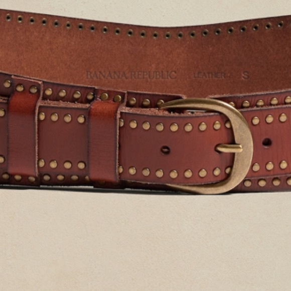 NWT BANANA REPUBLIC VALLE STUDDED LEATHER BELT IN COGNAC - Picture 5 of 6